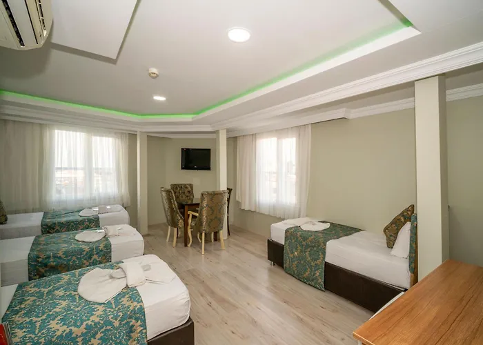 Simper イスタンブール