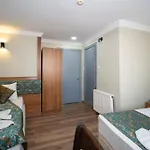 Simper Hotel