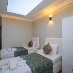 Simper Hotel 3*