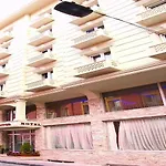 Simper Hotel