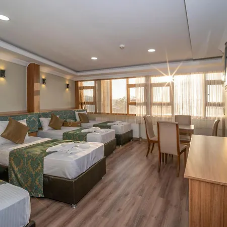 Simper Hotel