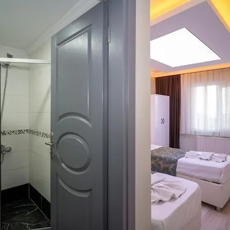 Simper Hotel 3*