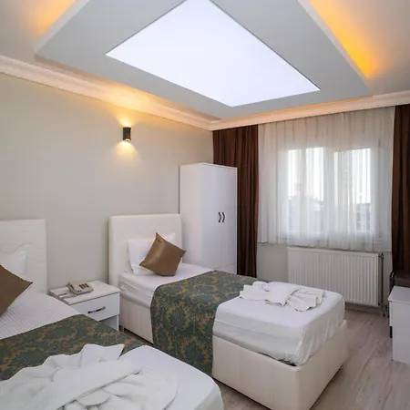 Simper Hotel 3*