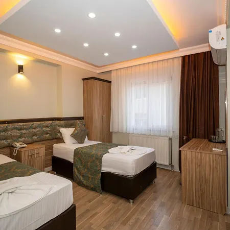 Simper Hotel 3*