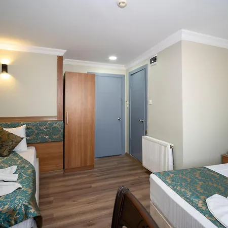 Simper Hotel