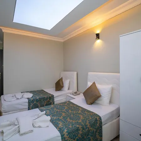 Simper Hotel 3*