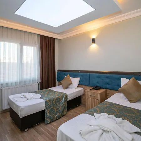 Simper Hotel 3*