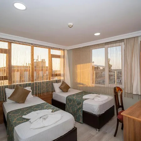Simper Hotel 3*